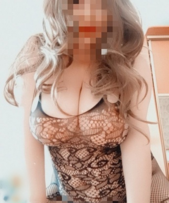 Я опытная индивидуалка, которая знает толк в удовольствиях. В моем обаятельном обществе ты найдешь искренность, страсть и нерушимую конфиденциальность. 🌟
Мои услуги обширны и разнообразны. Золотой дождь, фистинг, ролевые игры - я готова помочь осуществить все твои фантазии. Я умею подарить нереальное удовольствие и доставить тебе незабываемые мгновения блаженства. 💫
Мои отзывы говорят сами за себя - мои клиенты восхищаются моим непревзойденным талантом и профессионализмом. Мои фото настоящие и актуальные, ведь я всегда следую за модой и выгляжу потрясающе! 📸
Ты проведешь со мной время, о котором еще долго будешь вспоминать с улыбкой на лице. Я нахожусь в Москве и наполню твою жизнь феерическими моментами. 🌇
Запиши мой номер, и вставь в свою обычную серость немного моей яркости. Со мной ты откроешь новые грани удовольствий и узнаешь, что такое настоящее наслаждение. Жду тебя! 💋 Ася